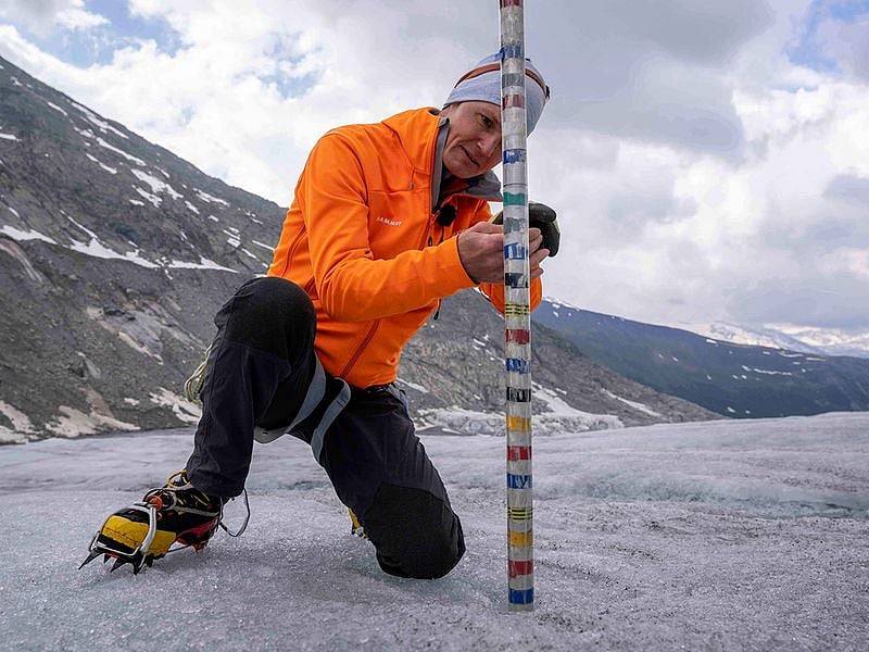 Switzerland_Glaciers_61475--0fe7a