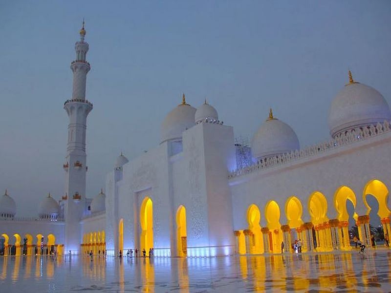 The Sheikh Zayed Grand Mosque in Abu Dhabi