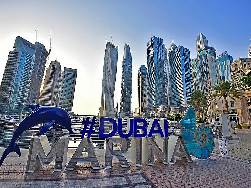STOCK DUBAI MARINA