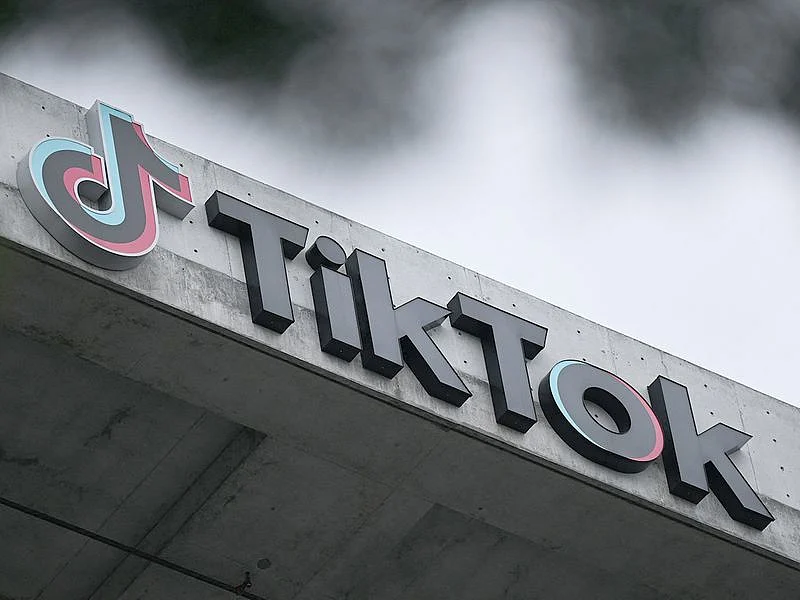 TikTok logo