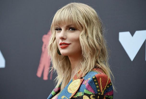 TAB 201027 Taylor Swift-1603803718802
