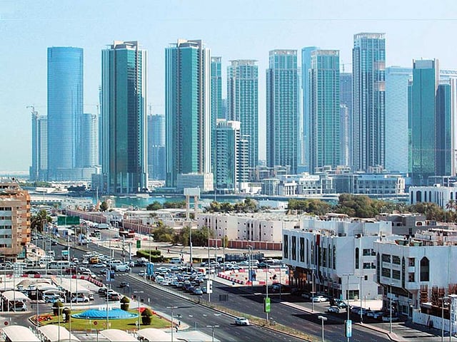 Abu Dhabi Freelancer Licences Jump 224% as New Business Licences Rise 5% in H1 2026