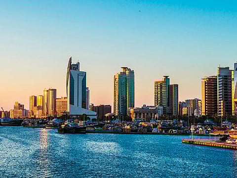 Crackdown on illegal partitioned rooms and bed spaces is underway, targeting serious safety risks—from fire hazards to blocked emergency exits—in crowded residential buildings, particularly in areas like Deira.
