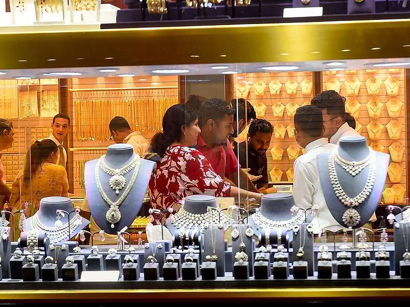 STOCK Gold souq Dubai / gold / sales