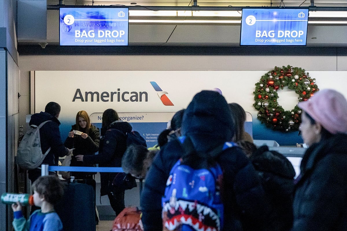American Air Says Christmas Eve Delays Caused By Tech Glitch