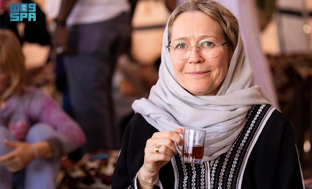 A foreign visitor at the King Abdulaziz Camel Festival.