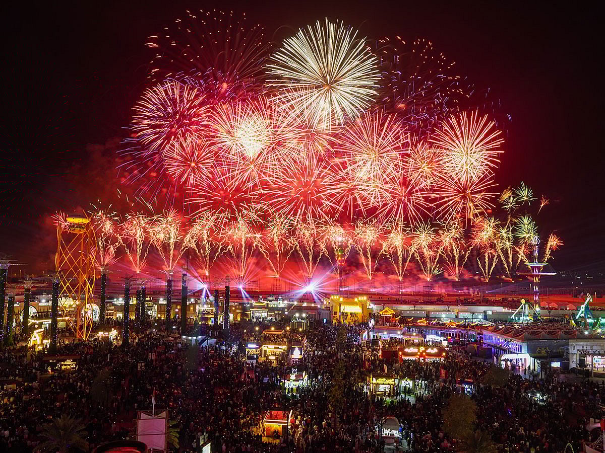 Celebrate Eid Al Etihad with stunning fireworks in Abu Dhabi and Dubai