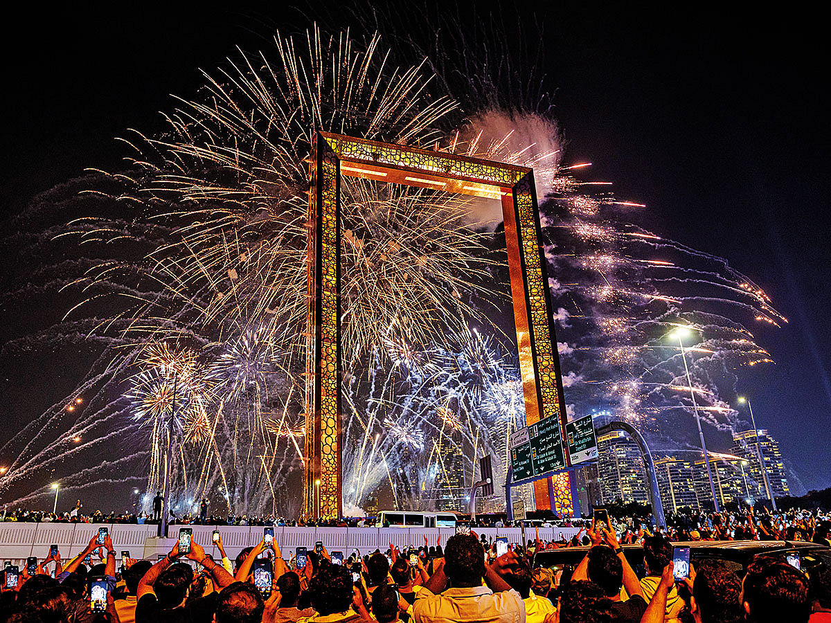 Spectacular fireworks light up UAE to New Year 2025