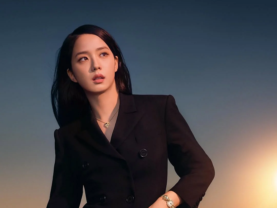 As Blackpink prepares their comeback, here's looking at Jisoo's rise. 