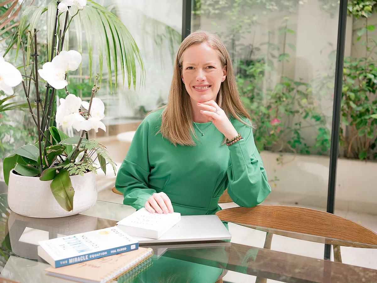 Shelley Bosworth, 43, left a two-decade-long career in retail and hospitality to coach businesswomen and female entrepreneurs. Last year, she relocated her UK-born business to Dubai and achieved $100,000 in revenue within her first year. 