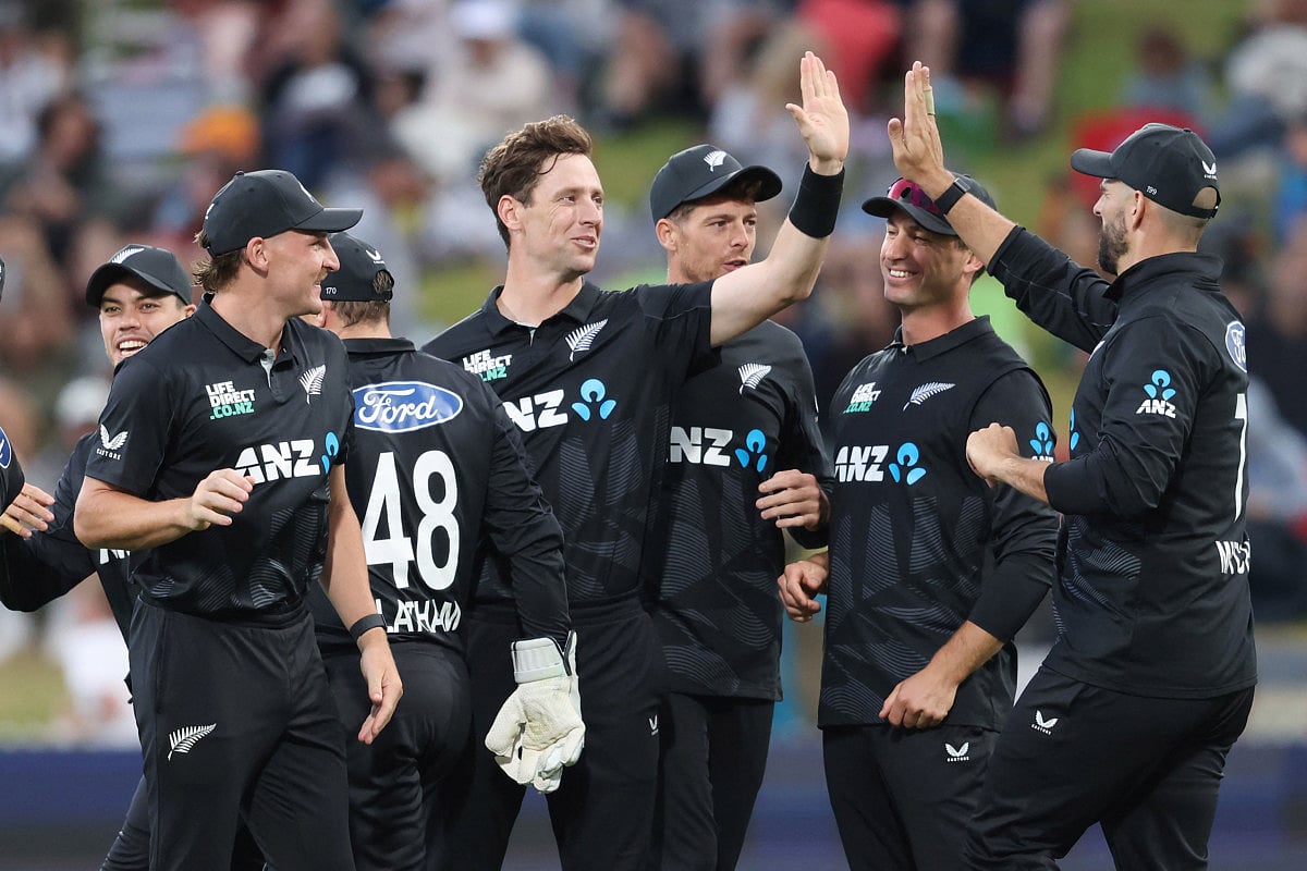 New Zealands Matt Henry (centre) celebrates the wicket of Sri Lankas Avishka Fernando during the second One-Day International cricket match at Seddon Park in Hamilton on Wednesday.