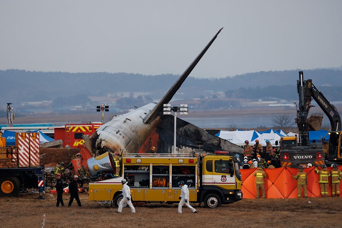South Korean and American investigators are still probing the cause of the crash
