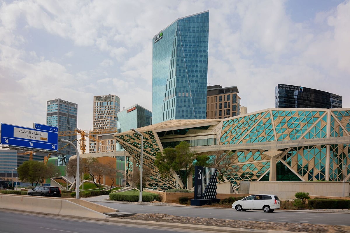 Riyadh Metro Opens in Bid to Ease City’s Traffic Jams