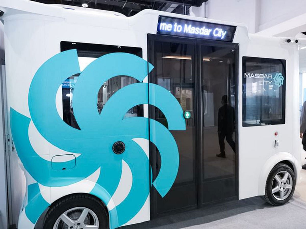 The electric shuttle can navigate obstacles, detect other vehicles, and drive independently