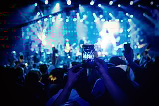 7 best sweatproof beauty and skincare essentials for your next UAE concert, gig, or festival in 2025