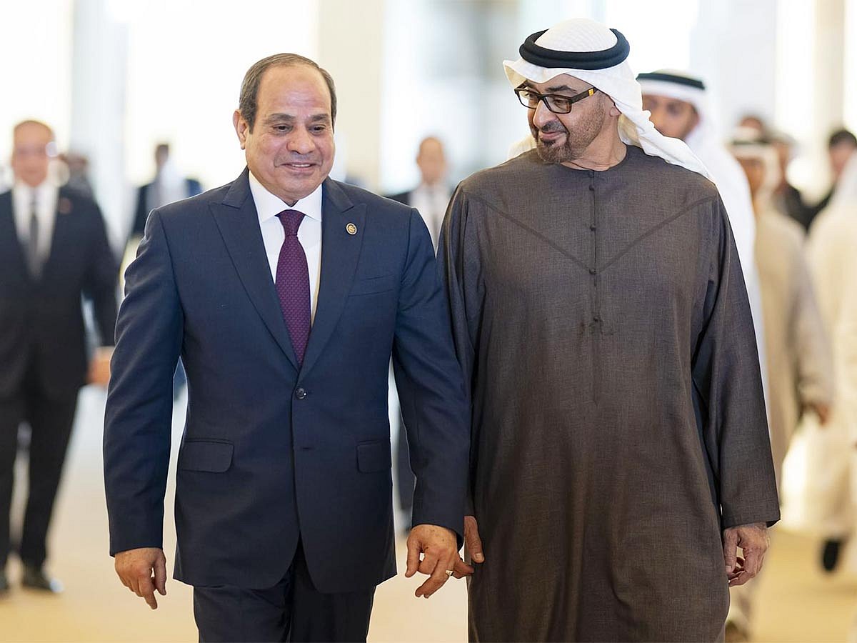 UAE President His Highness Sheikh Mohamed bin Zayed Al Nahyan (right) with President Abdel Fattah El Sisi of Egypt.