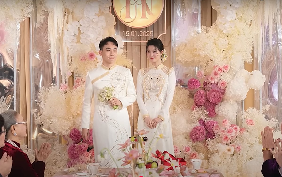 Nguyen Phong Nhi (right), 23, appeared radiant in a traditional Vietnamese gown. She captured hearts as Miss World Vietnam 2022’s second runner-up and represented Vietnam in the 2023 Miss International contest. Her engagement to Phạm Nhat Minh Hoang, 25, second son of Vietnamese billionaire Phạm Nhat Vuong, was announced on January 15, 2025, in her home city of Thanh Hoa.