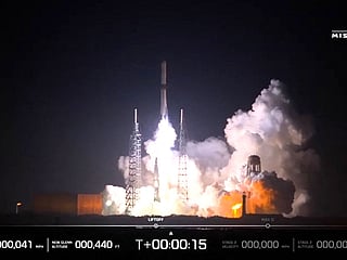 Blue Origin's New Glenn rocket blasts off in first launch