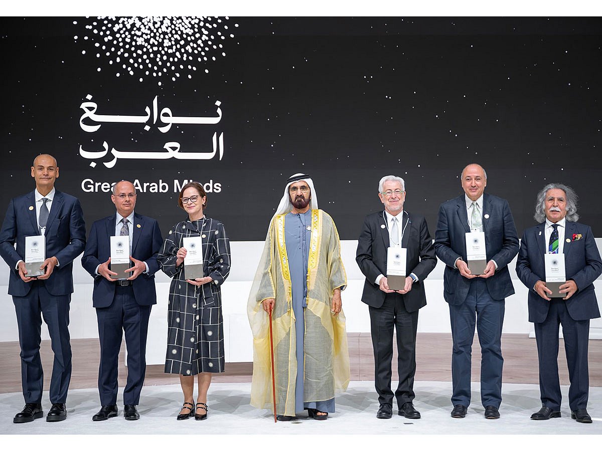 His Highness Sheikh Mohammed bin Rashid Al Maktoum, Vice President and Prime Minister of the UAE and Ruler of Dubai, with Great Arab Minds award winners Architect Sahel Al Hiyari, Architect and Urban Designer, Professor Omar Yaghi, Professor of Chemistry, Professor Yasmine Belkaid, President of Institut Pasteu,  at the University of California, Berkeley, Professor Oussama Khatib, Professor of Computer Science and Director of the Robotics Laboratory at Stanford University, Professor Yacine Aït-Sahalia, Professor of Finance and Economics at Princeton University and Artist Dia Al-Azzawi, Visual Artist specializing in contemporary Arab Art. 
