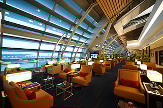 UAE travellers pick cards for lounges, not just miles