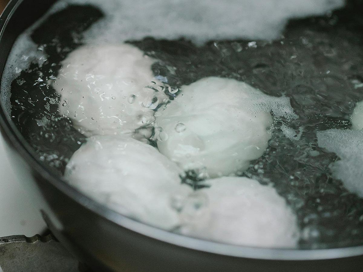 The chemical analysis showed that the yolks of eggs cooked in cycles contained more polyphenols - healthy micronutrients - than hard-boiled eggs, soft-boiled eggs or sous vide eggs.