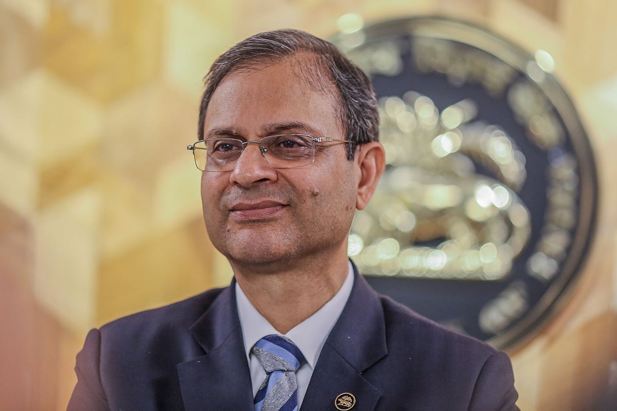 RBI Governor Sanjay Malhotra at a news conference