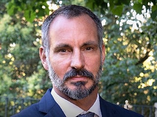 Prince Rahim Aga Khan named 50th Imam of Ismaili Muslims