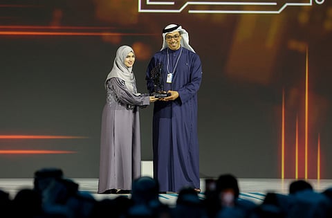 Sheikh Mansour bin Zayed Al Nahyan, Vice President, Deputy Prime Minister, and Chairman of the Presidential Court presenting the Global Best M-Gov gold award to Exoheal Constructor University, Germany at World Government Summit 2025.  