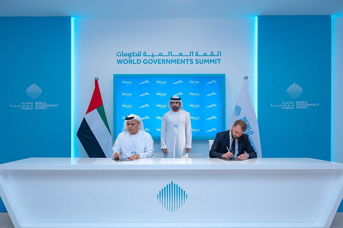 Sheikh Hamdan bin Mohammed witnesses the signing of Dubai Loop project at the World Governments Summit 2025 on Thursday