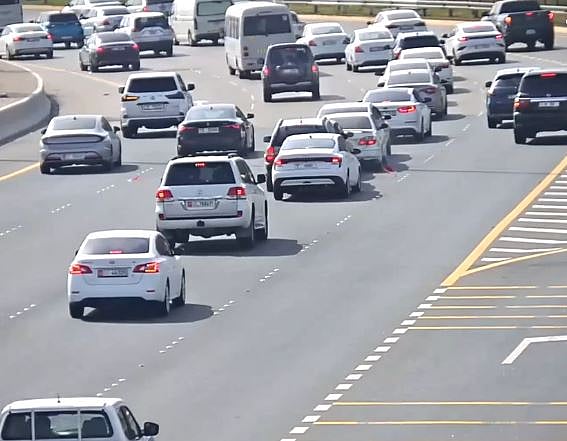 Video highlights dangers of stopping on the road after minor accidents