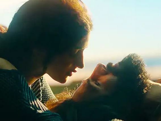 Kartik’s fresh pairing with Sreeleela is sure to set the screen on fire, making this Diwali a treat for audiences.