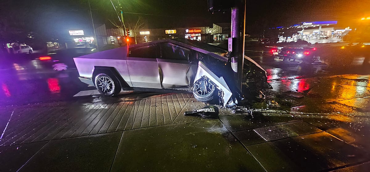 A Tesla Cybertruck had an unfortunate run-in with a pole on February 11 while using Full Self-Driving (FSD) v13 in Reno, Nevada. The high-tech ride failed to merge lanes, bounced off a curb, and went headfirst into the pole. While FSD might be smart, perhaps in 99.99% of instances, it’s not quite pole-proof yet. Fortunately, the driver lived to tell the story.
