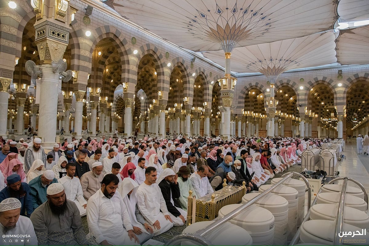 10,302 non-Arabic-speaking worshippers from various nationalities benefited from multilingual communication services provided at the Prophet’s Mosque 