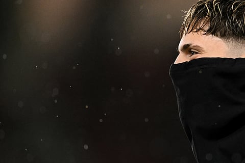 Garnacho warms up agasint Ipswich