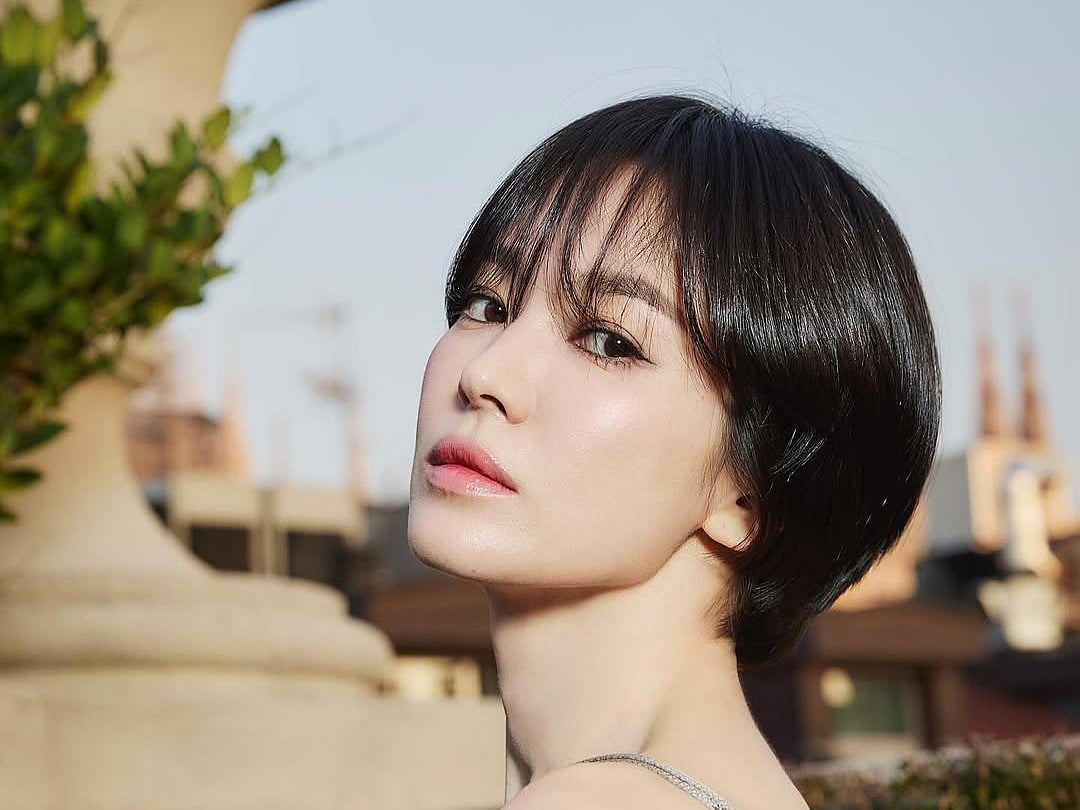 Song Hye-kyo said that she values the present, more than the past or the future.