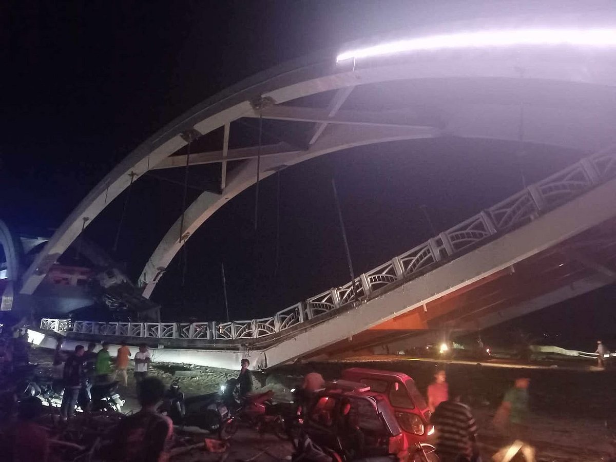 A view of the Santa Maria Bridge in the northern Philippine town of Santa Maria, in Isabela province. Construction of the bridge started in 2018. It was opened to traffic only two months, according to the initial report.