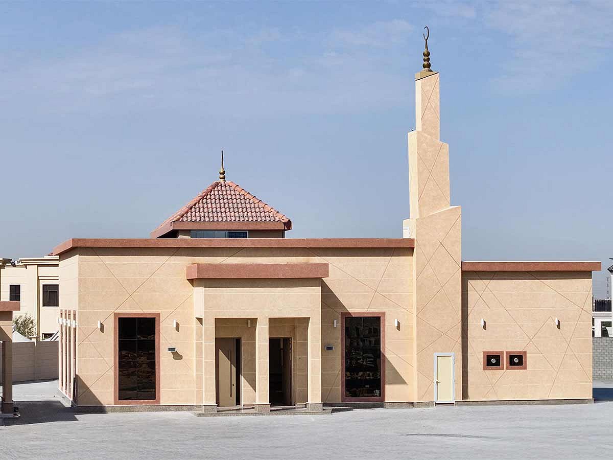 Both mosques showcase diverse architectural styles that combine traditional Islamic elements with modern design.
