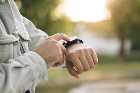 AI-powered wearables and smart apps are changing the way people monitor their health during the holy month