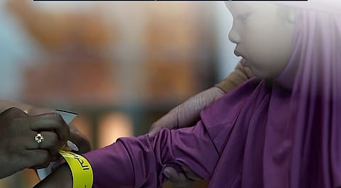 The bracelet aims to facilitate the monitoring of children and provide a safe environment for them.