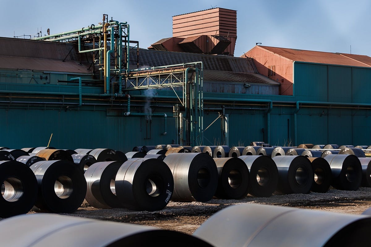 Trump backtracks on Canada, says 25 per cent metal tariffs taking effect.