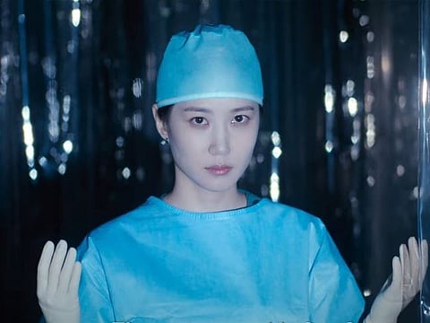 The show focuses on the relationship between a mentor and protege. 