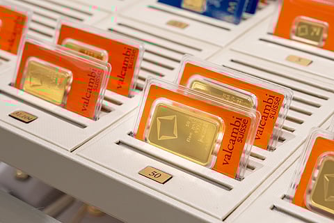 Shopping for gold bars, even from the smallest weights available. That's what UAE shoppers are doing. 