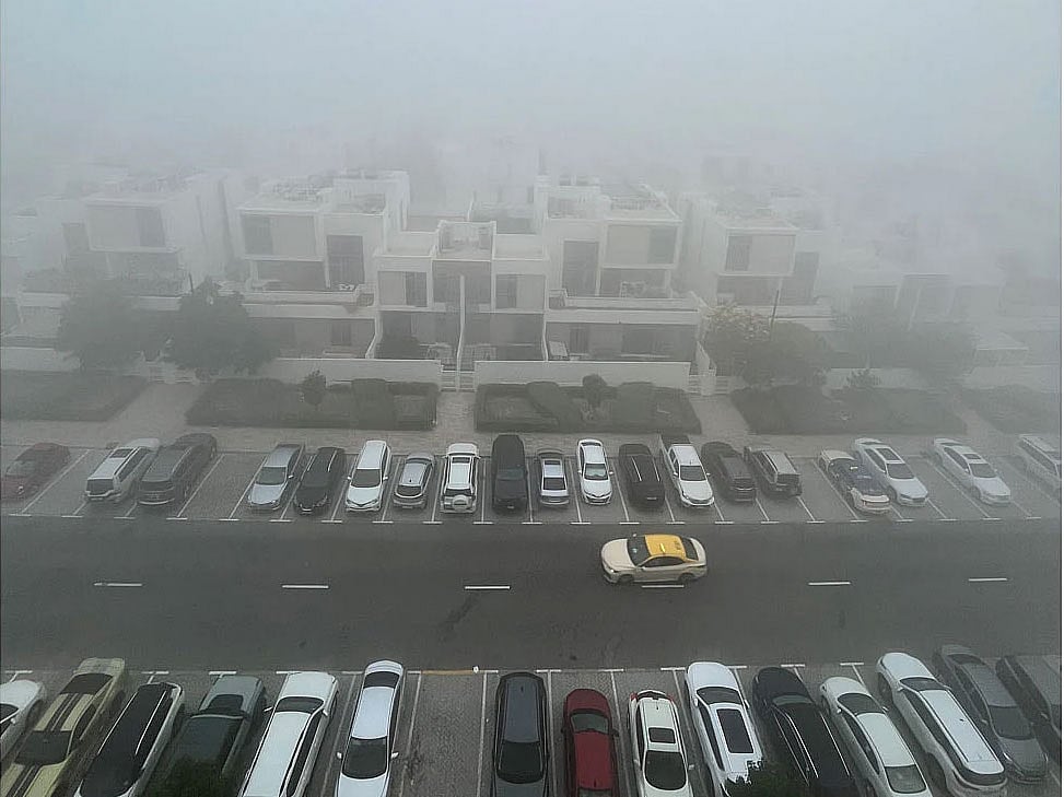 Thick fog envelopes parts of Abu Dhabi, Dubai, Sharjah, and Al Ain until 9am today.