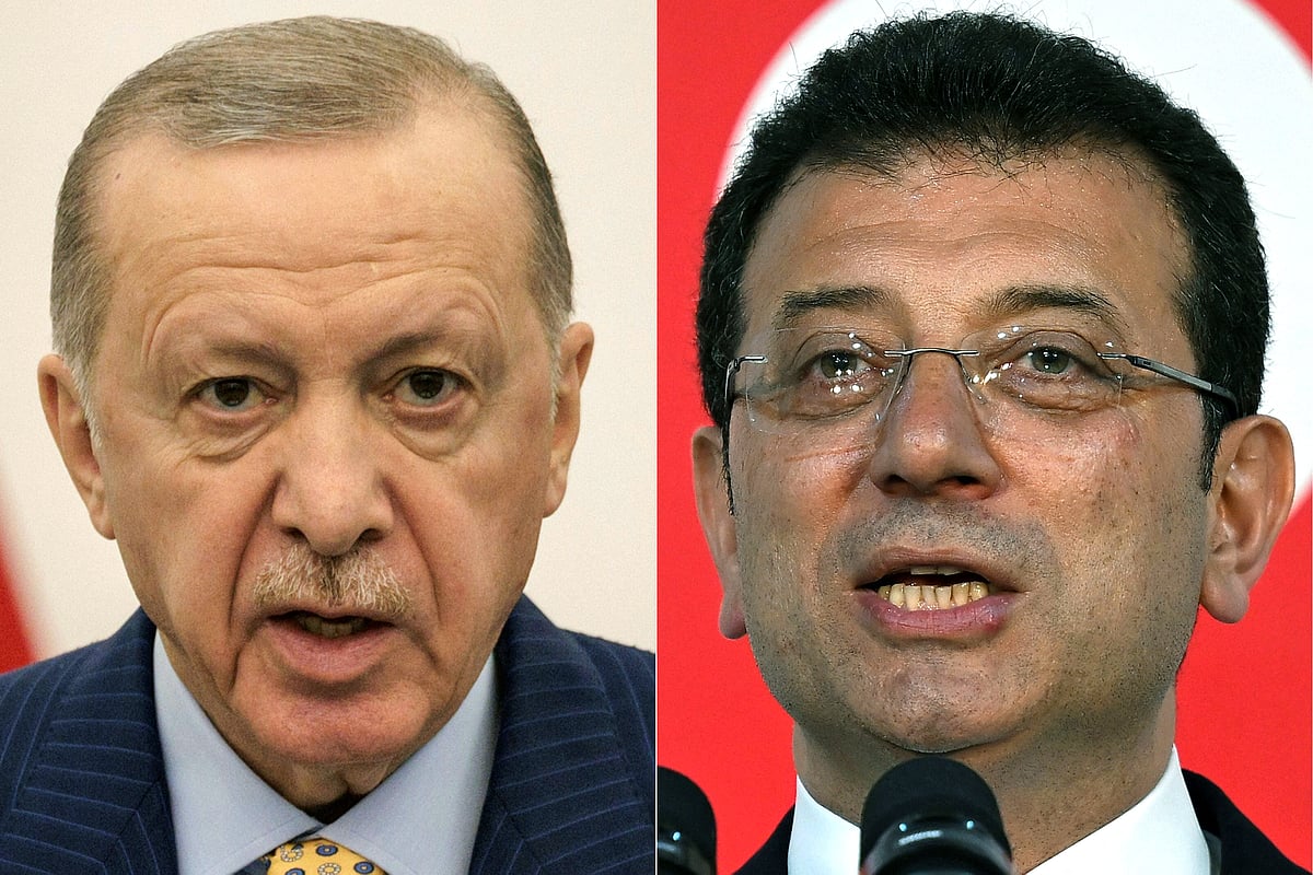 Turkey's President Recep Tayyip Erdogan (left)  and Istanbul's Mayor Ekrem Imamoglu.