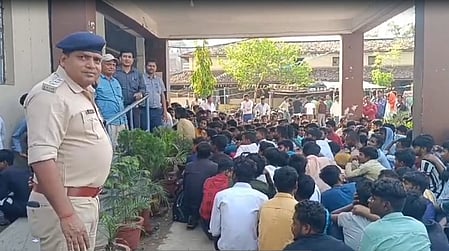 Acting on a tip-off, a police team led by Raxaul SDPO raided DBR Group, a company accused of luring young victims — many of them minors — with fake job offers, only to hold them captive and extort money from their families.