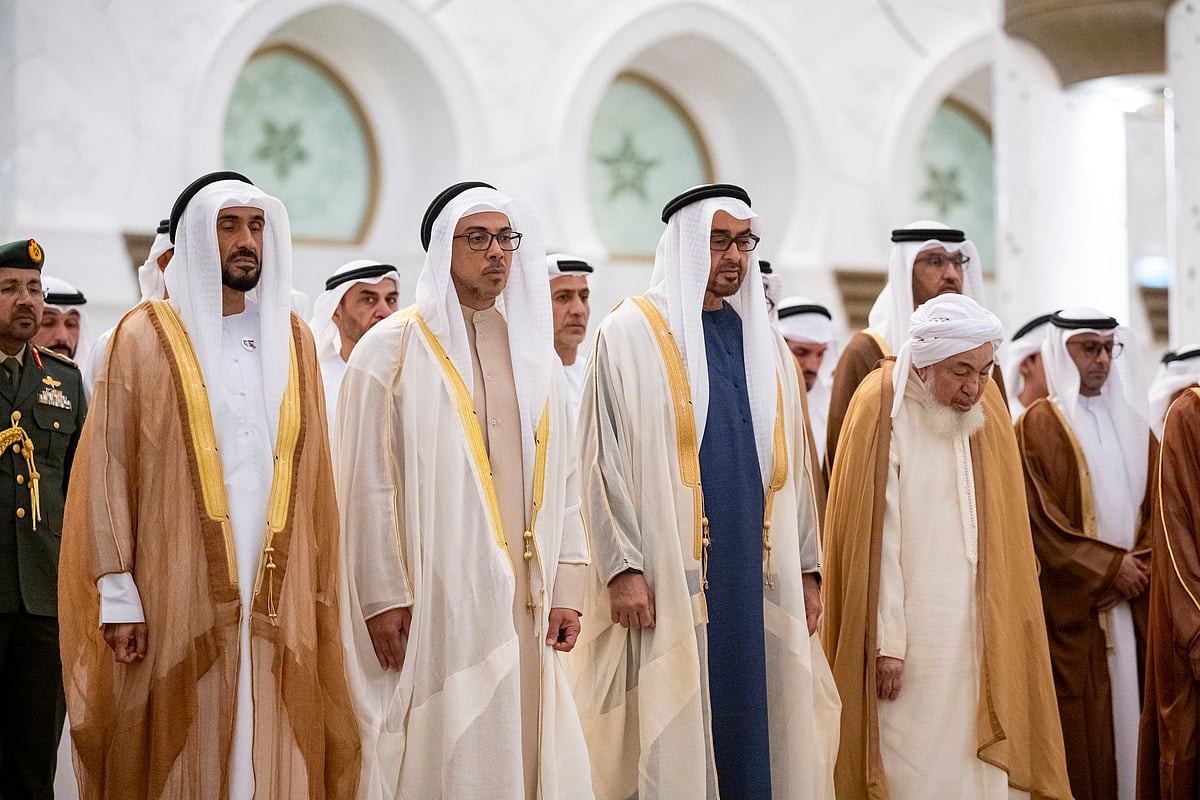 President His Highness Sheikh Mohamed bin Zayed Al Nahyan performed Eid Al-Fitr prayer at Sheikh Zayed Grand Mosque in Abu Dhabi. His Highness was joined in the prayer by Sheikh Mansour bin Zayed Al Nahyan, UAE Vice President and Deputy Prime Minister, Sheikh Nahyan Bin Zayed Al Nahyan, Chairman of the Board of Trustees of Zayed bin Sultan Al Nahyan Charitable and Humanitarian Foundation and Sheikh Abdullah bin Bayyah, Head of the Abu Dhabi Forum for Peace and Chairman of the UAE Council for Fatwa, attend Eid Al Fitr prayers at the Sheikh Zayed Grand Mosque.