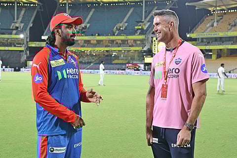 KL Rahul talks with Kevin Pietersen after defeating Chennai Super Kings in the Indian Premier League Season 18 at MA Chidambaram Stadium.