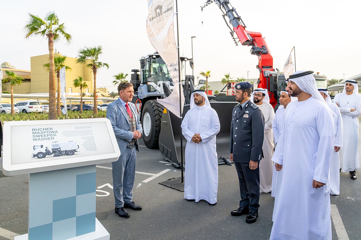 Abu Dhabi Department of Municipalities and Transport (DMT) launches a wide-reaching public cleaning initiative.