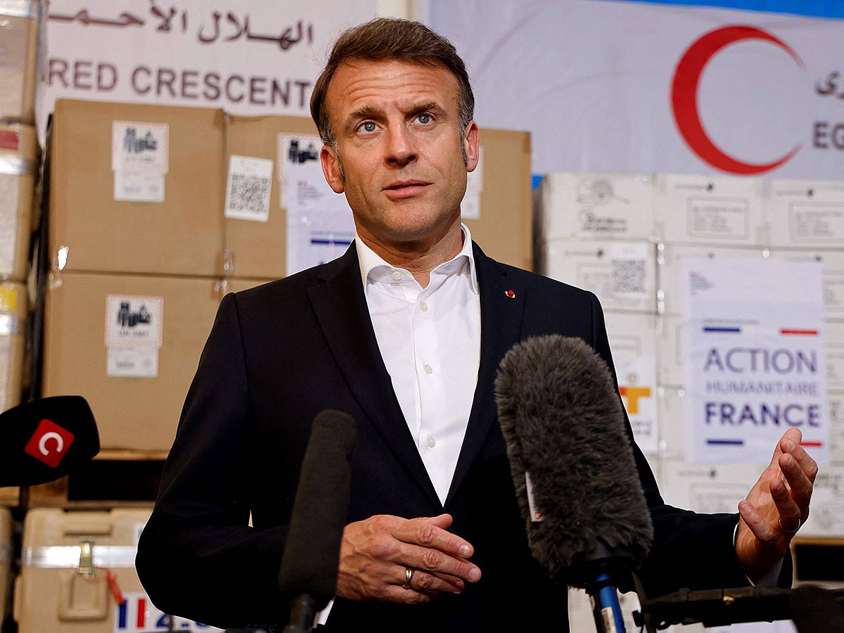 Macron called for the "resumption of humanitarian aid as quickly as possible".