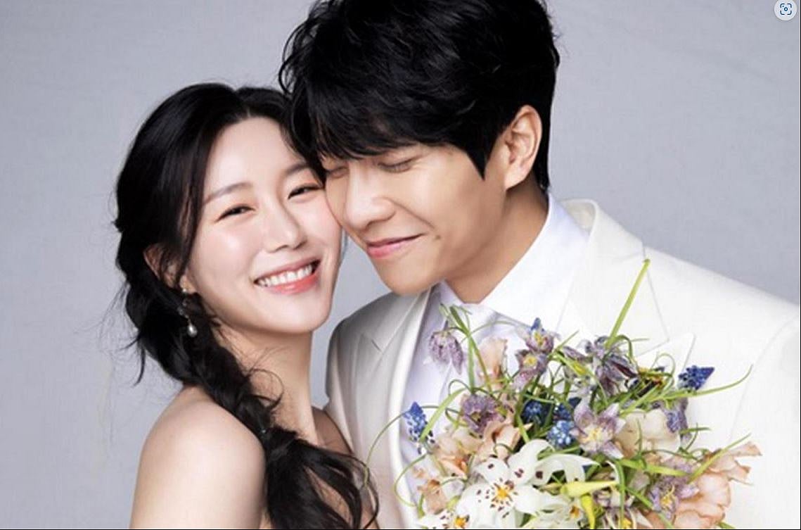 Lee Seun-gi and Lee Da-in are one of the most popular couples in South Korea.